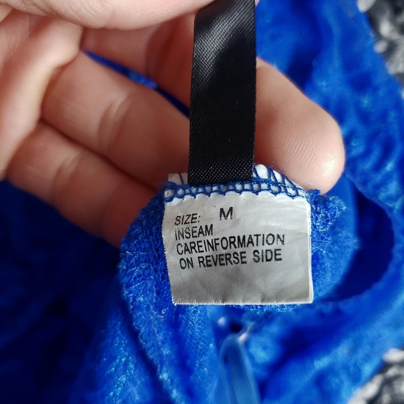 Cobalt blue lace slip - Picture 4 of 7